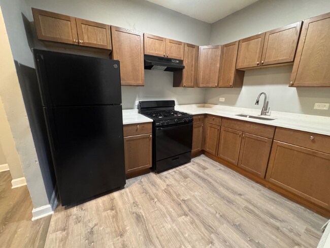 Foto del edificio - 5645-5657 W Washington Blvd