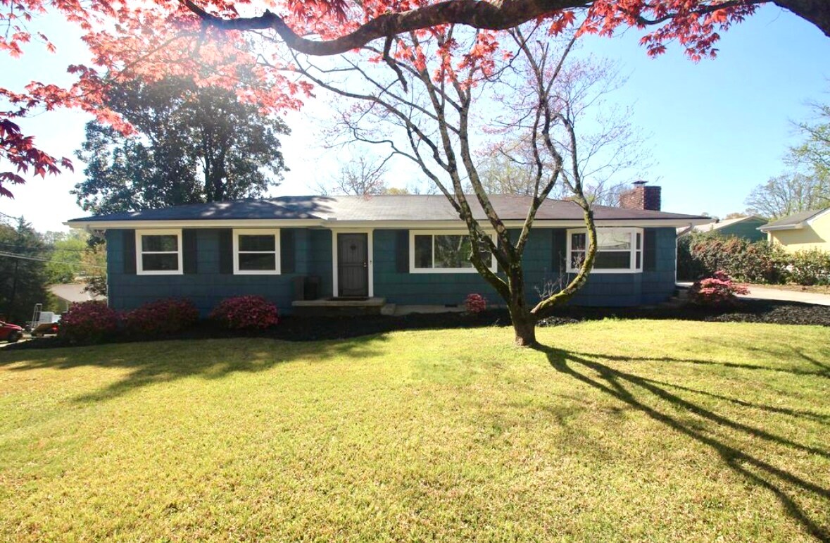 Primary Photo - 3342 Black Oak Cir