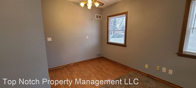 Building Photo - 2 br, 1 bath House - 2316 N Michigan Ave