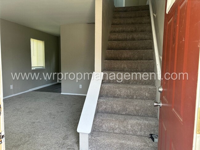 Building Photo - 470-476 2nd Street