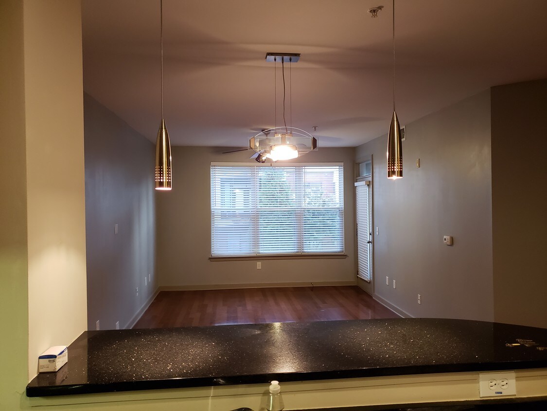 Primary Photo - 390 17th St NW