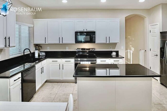 Foto del edificio - 14951 N 145th Ave