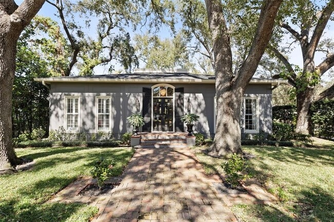 Foto del edificio - 3301 W Morrison Ave