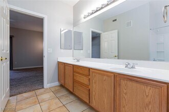 Building Photo - 9330 W Maule Ave