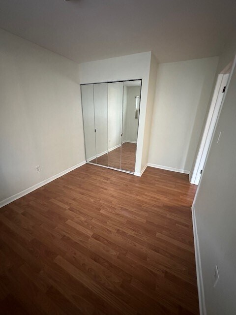 Foto del edificio - Royal Oak Crossings at Main