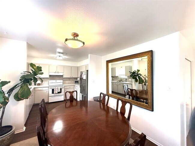 Foto del edificio - 1709 Wild Basin Ledge