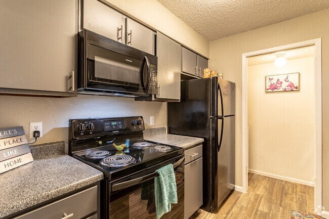 1 dormitorio, 1 baño - 670 pies cuadrados - Sky at Salado Creek