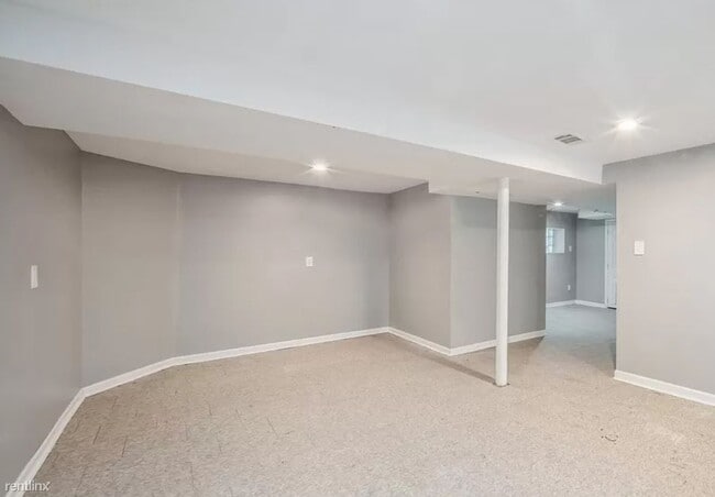 Building Photo - 4 br, 2 bath House - 8835 South Winchester...