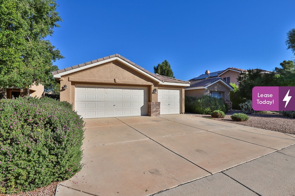 992 W Juanita Ave, Gilbert, AZ 85233 House Rental in Gilbert, AZ