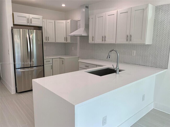 Building Photo - 1711 SW 21st Terrace