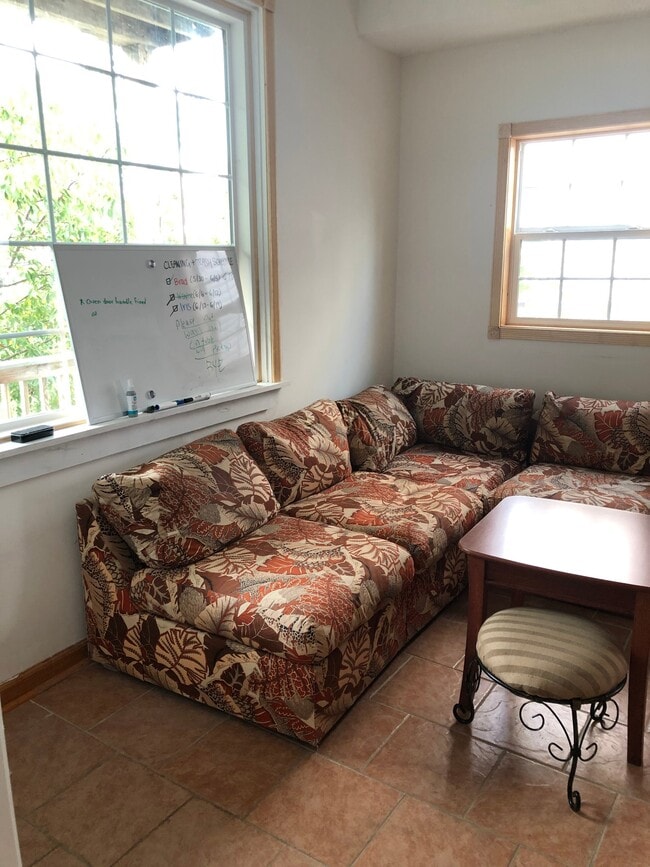 Foto del edificio - 2418 Perry St