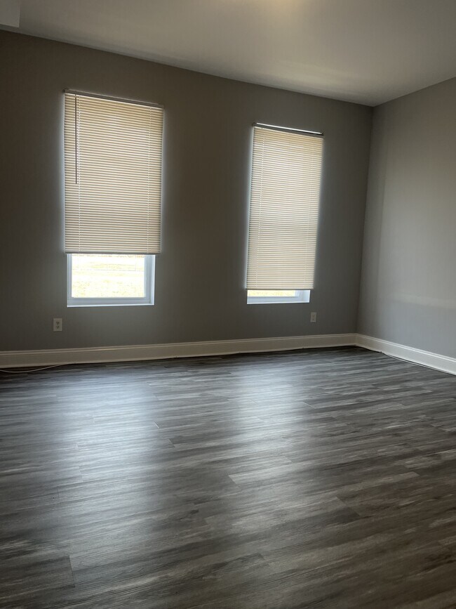 Building Photo - 1118 Homewood Ave