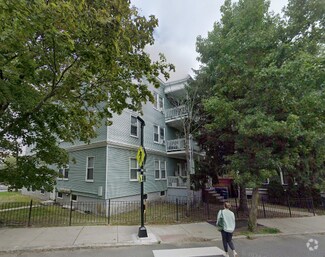 Building Photo - 344 Putnam Ave