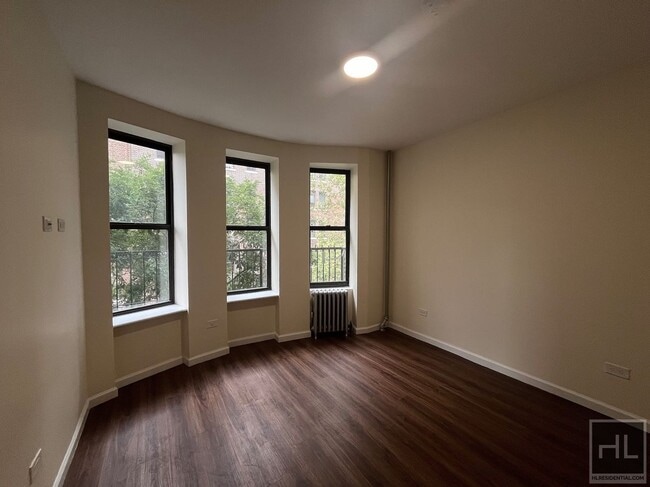 Building Photo - East 12th Street
