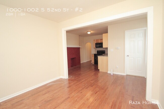 Foto del edificio - 1000-1002 S 52nd St - Unit 2