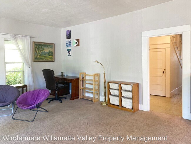 Foto del edificio - 5 br, 2 bath House - 2880 NW Lincoln Ave