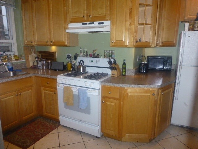 Primary Photo - 1529 Beacon St