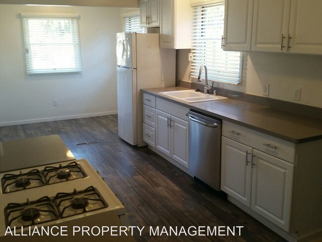 Building Photo - 3752 Spring Creek Dr