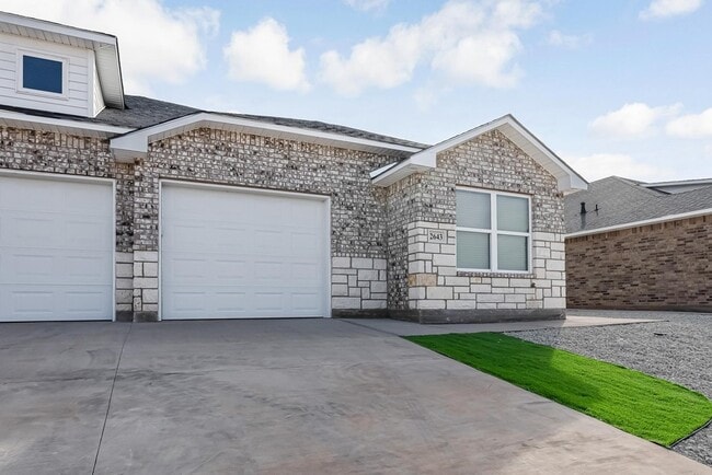 Foto del edificio - 6137 Princess Ln