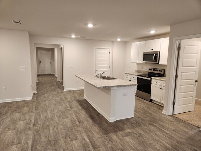 Foto del edificio - 4804 Loblolly Way