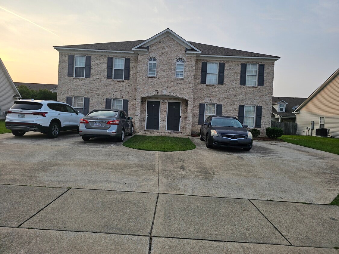 Main house - 2051 Cambria Dr