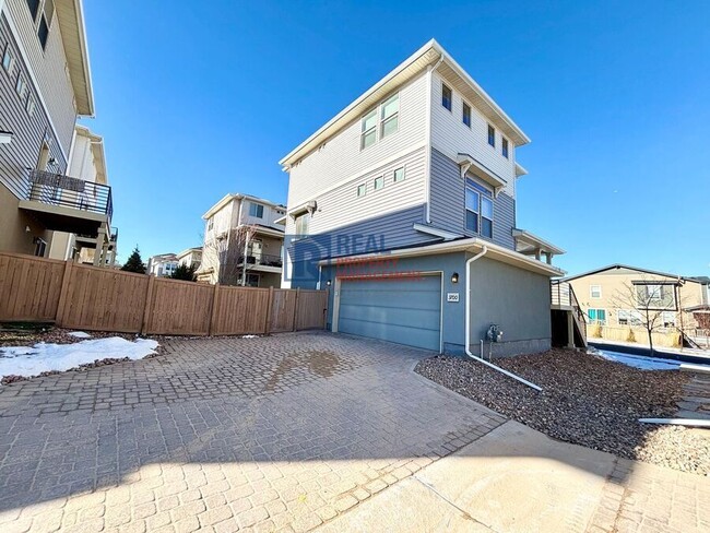 Photo - 3700 Celestial Ave House