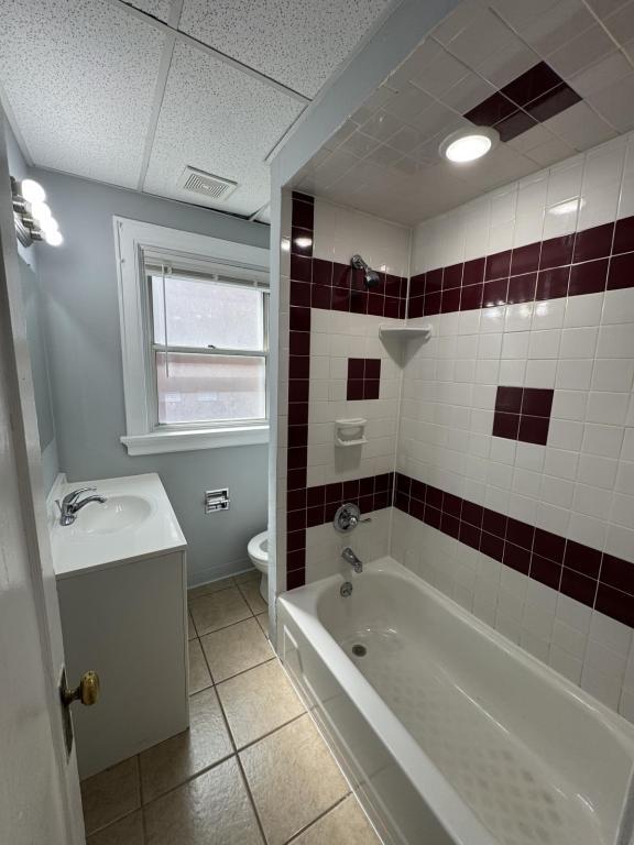 Foto del edificio - 4214 Greenlee Ave