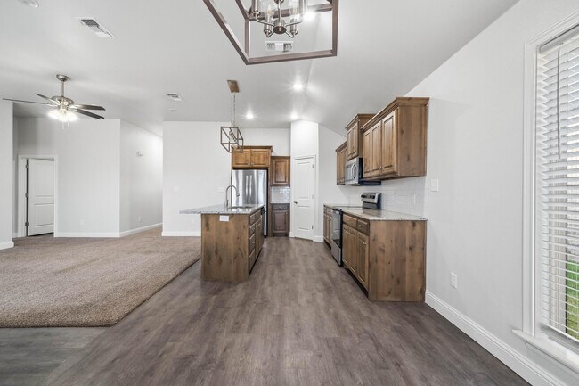 Building Photo - 7523 87th St