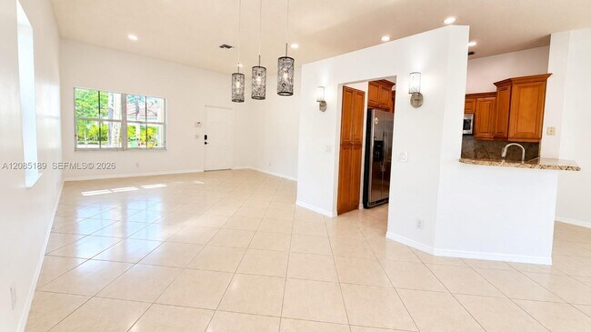 Foto del edificio - 908 Tanglewood Cir