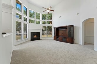 Building Photo - 26422 Creston Woods Dr