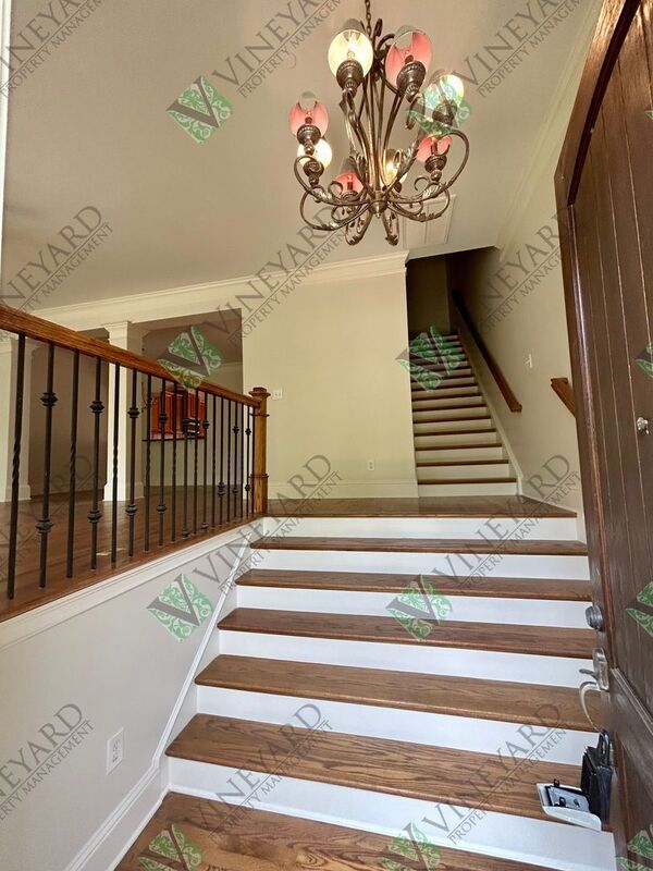 Foto del edificio - 883 Mountain View Terrace NW