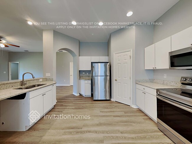 Building Photo - 6367 Alamanda Hills Dr