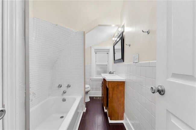 Foto del edificio - 72 Courtland St