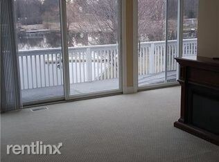 Building Photo - 4 br, 2 bath House - 4130 Shoreview Lane