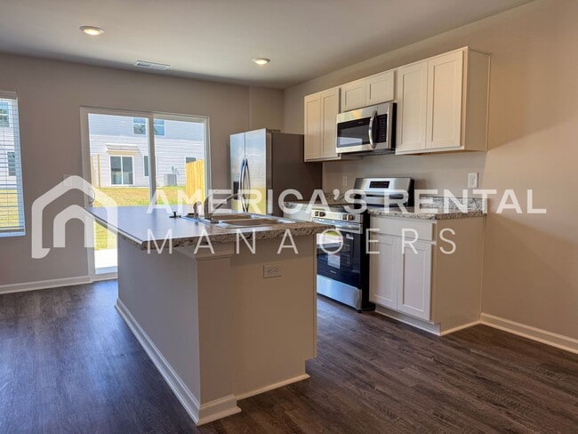 Building Photo - New Construction Townhome for Rent in Linc...