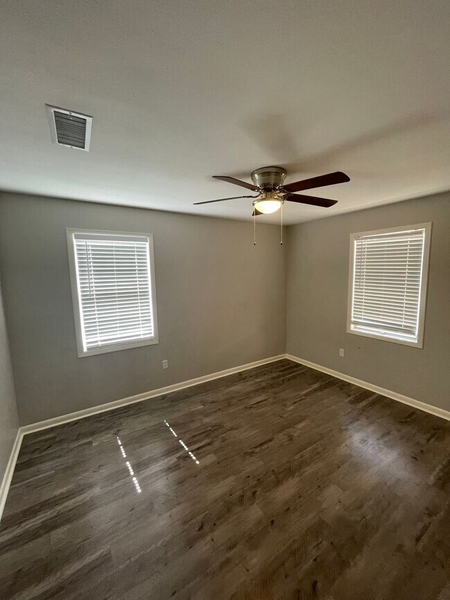 Foto del edificio - Beautiful 3 Bedroom in Bossier