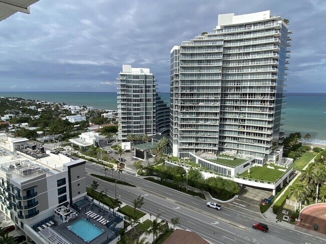 Foto del edificio - 2200 NE 33rd Ave