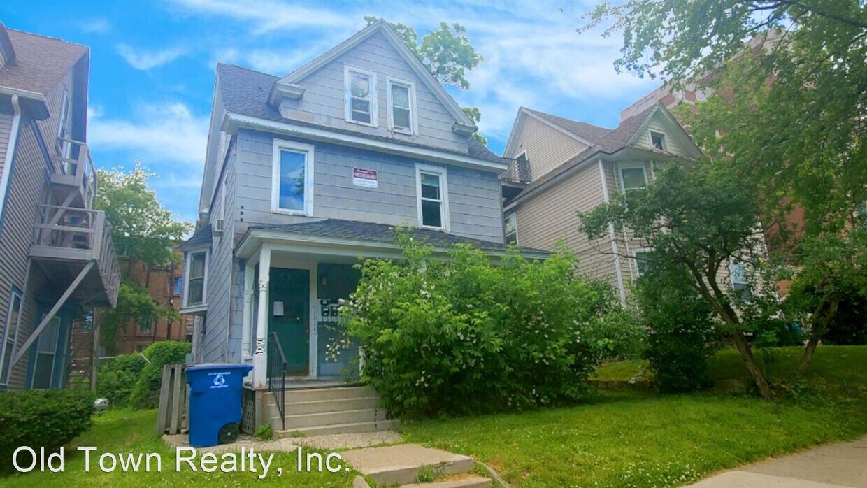 Primary Photo - 613 Hill St