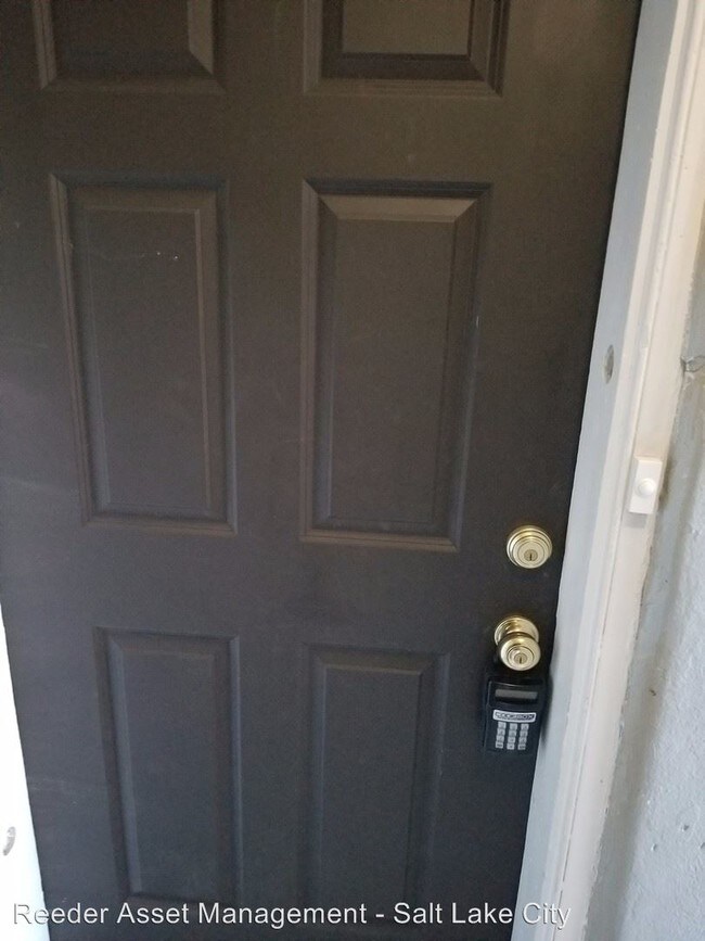 Foto del edificio - 3642 S 4800 W