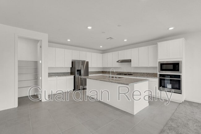 Building Photo - 5269 Diesel Rd