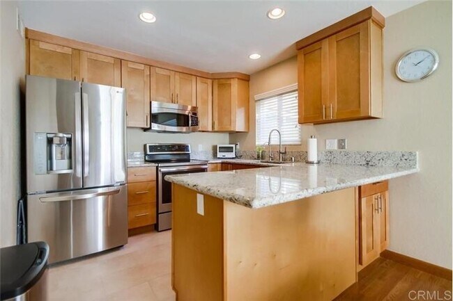 Building Photo - 11263 Avenida de los Lobos