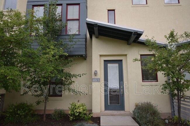 Building Photo - 11373 S Oakmond Rd