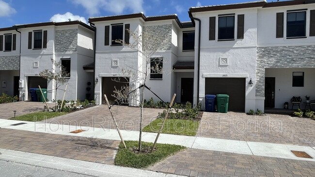 Building Photo - 10177 SW 231st Ln