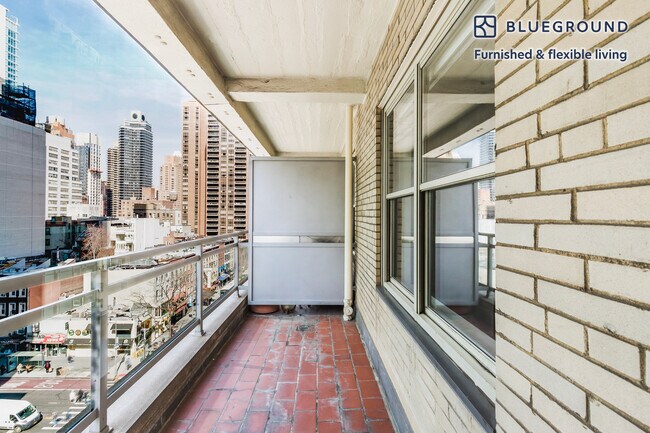 Foto del edificio - 300 E 57th St