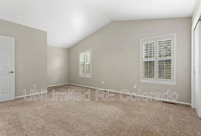 Foto del edificio - 7121 E Briarwood Cir