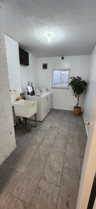 Foto del edificio - 14918 Milverton Rd