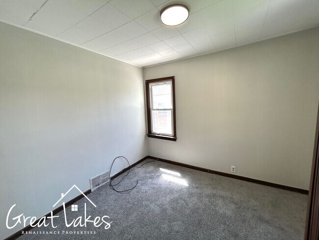 Foto del edificio - Cozy 2 Bedroom 1 Bathroom now available fo...