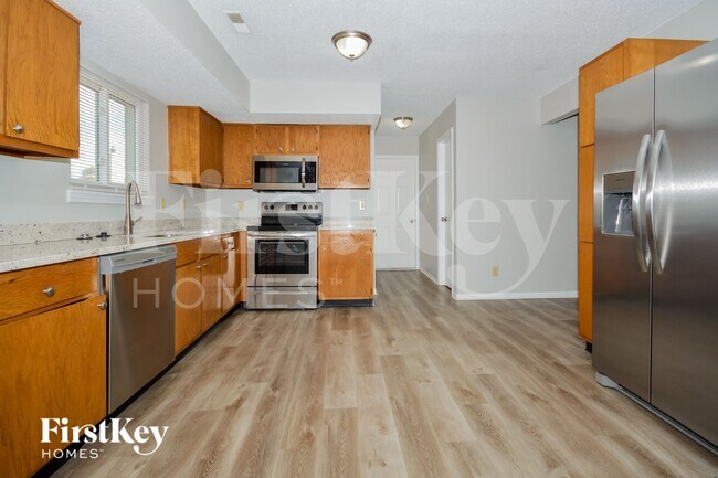 Foto del edificio - 6344 River Valley Way