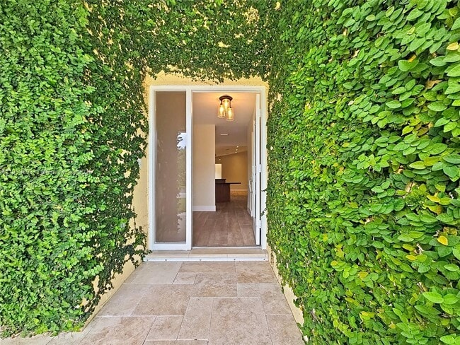 Foto del edificio - 15820 Sedgewyck Cir N