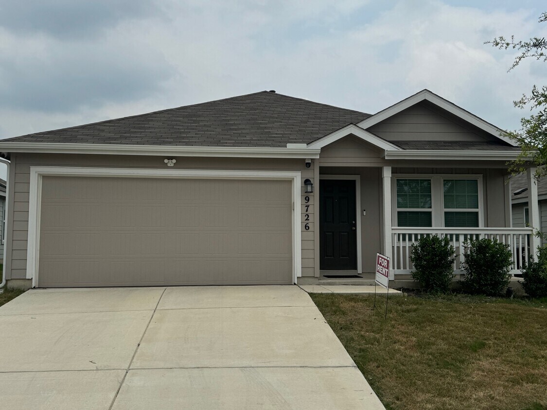 front of the house - 9726 Mill Dam